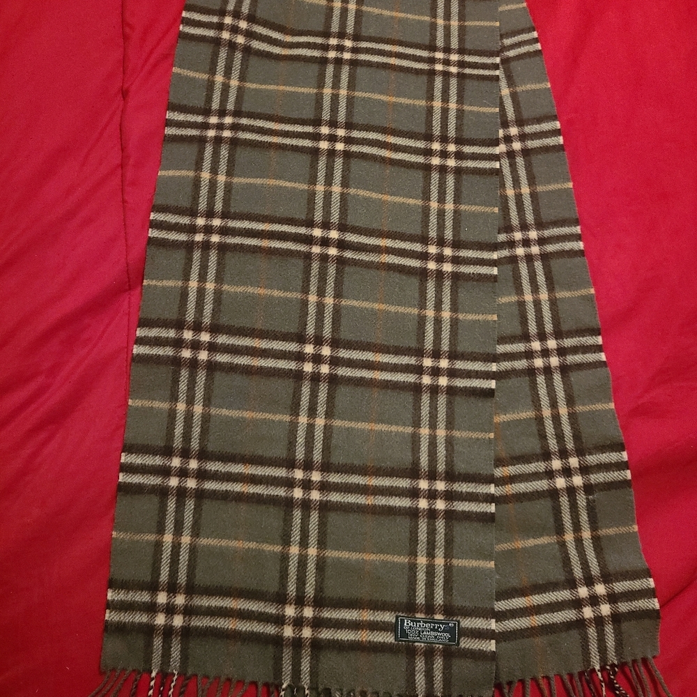Vintage Burberry Lambswool Scarf